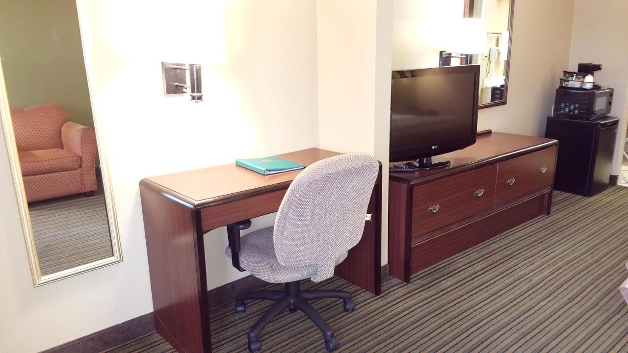 Quality Inn Alexandria Dış mekan fotoğraf