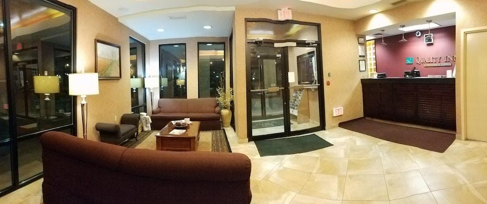 Quality Inn Alexandria Dış mekan fotoğraf