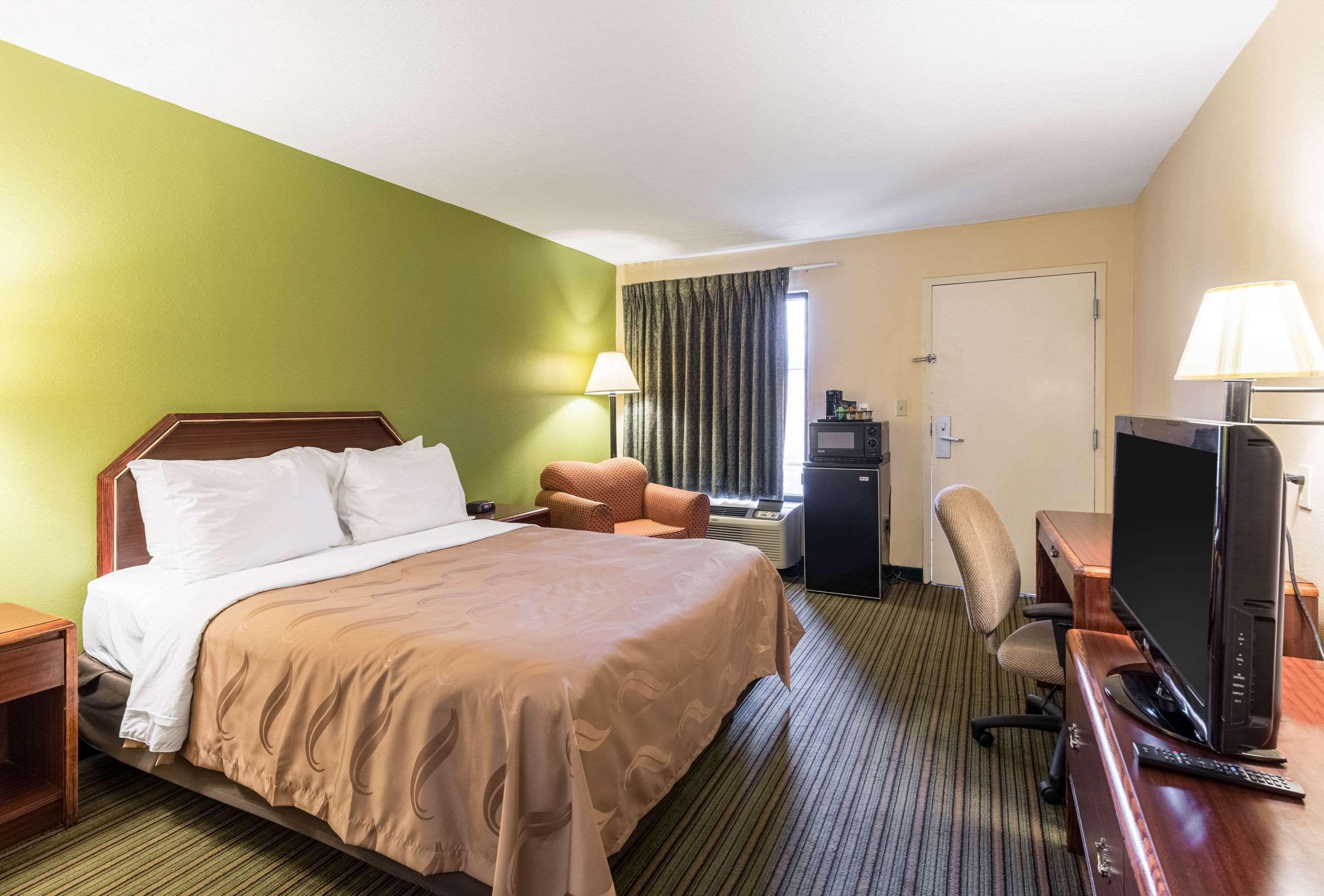 Quality Inn Alexandria Dış mekan fotoğraf